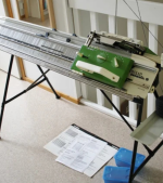 The White Passap Knitting Machine is a popular and versatile domestic knitting machine that was widely used by home knitters, especially during the mid-to-late 20th century.